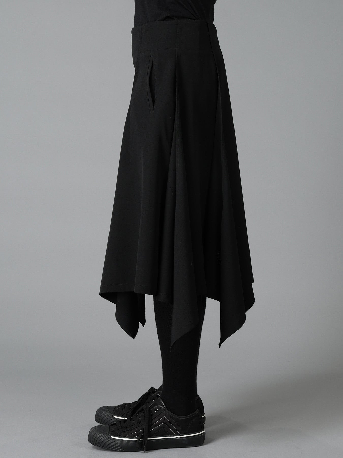 WOOL GABARDINE WRAP SKIRT