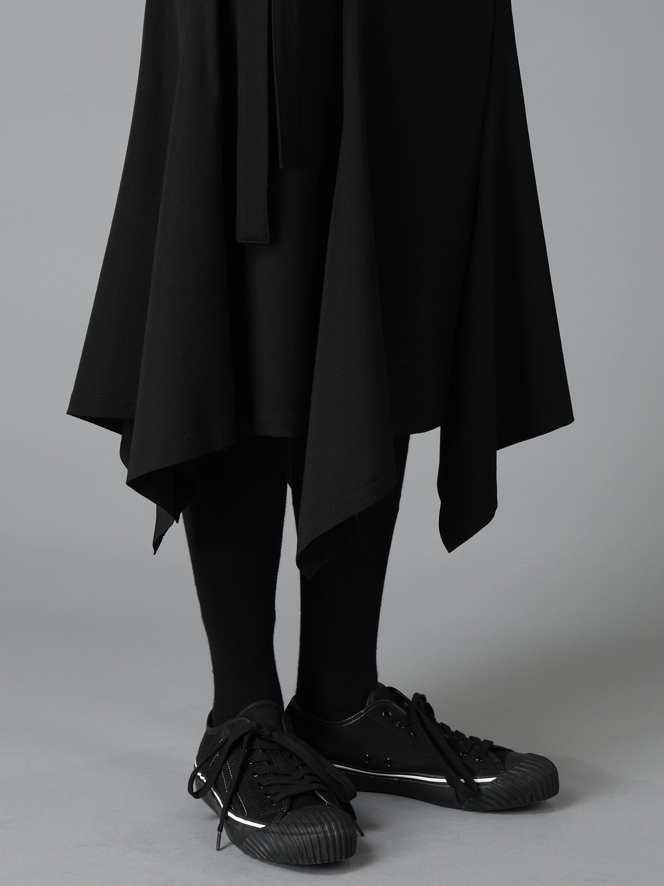 WOOL GABARDINE WRAP SKIRT