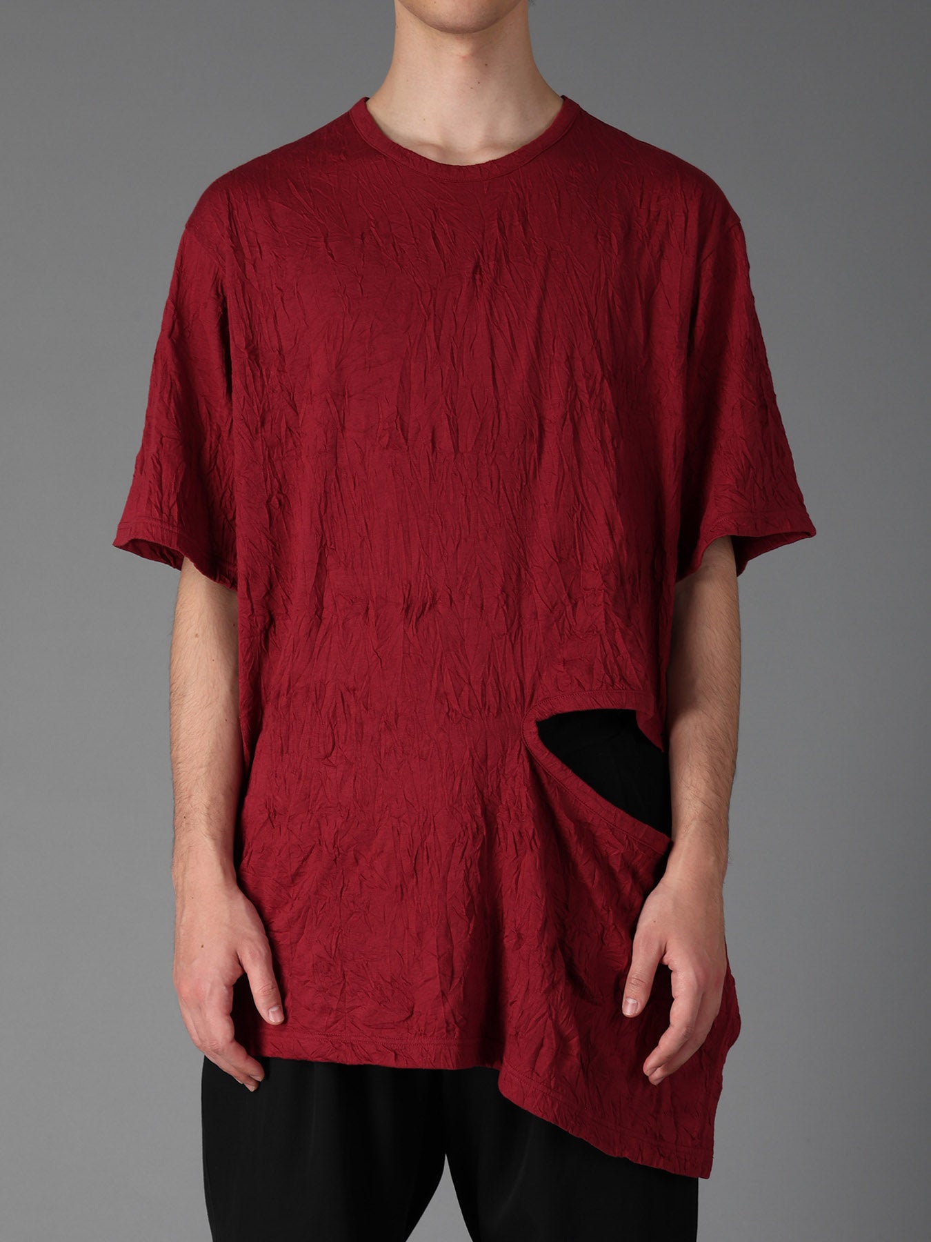 CATCH WASHER WRINKLE JERSEY LEFT SIDE CUT OUT SHORT SLEEVED T