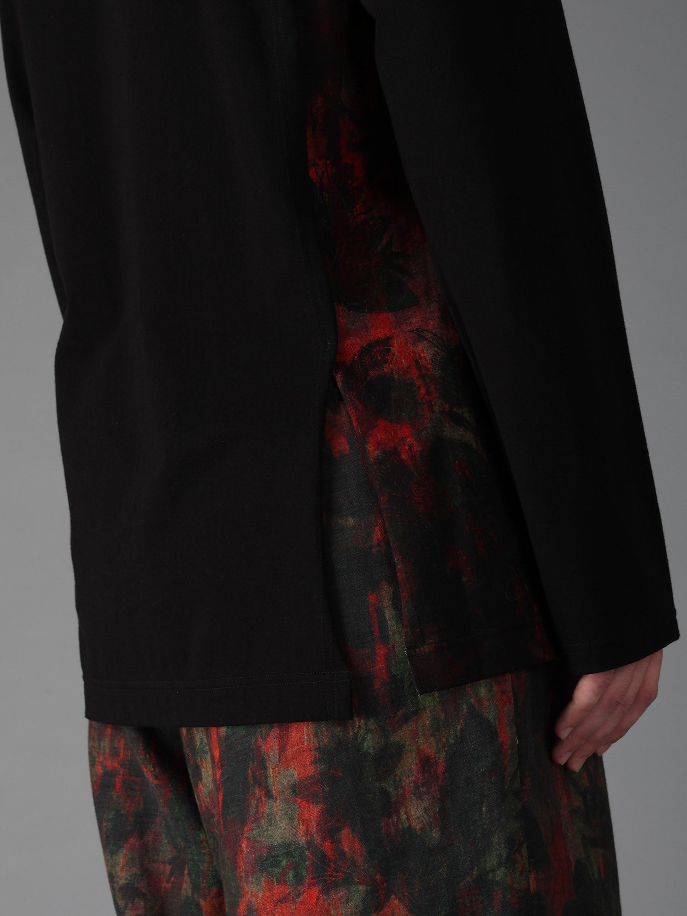 SHADOW FLORAL + COTTON JERSEY MIX LONG SLEEVED T