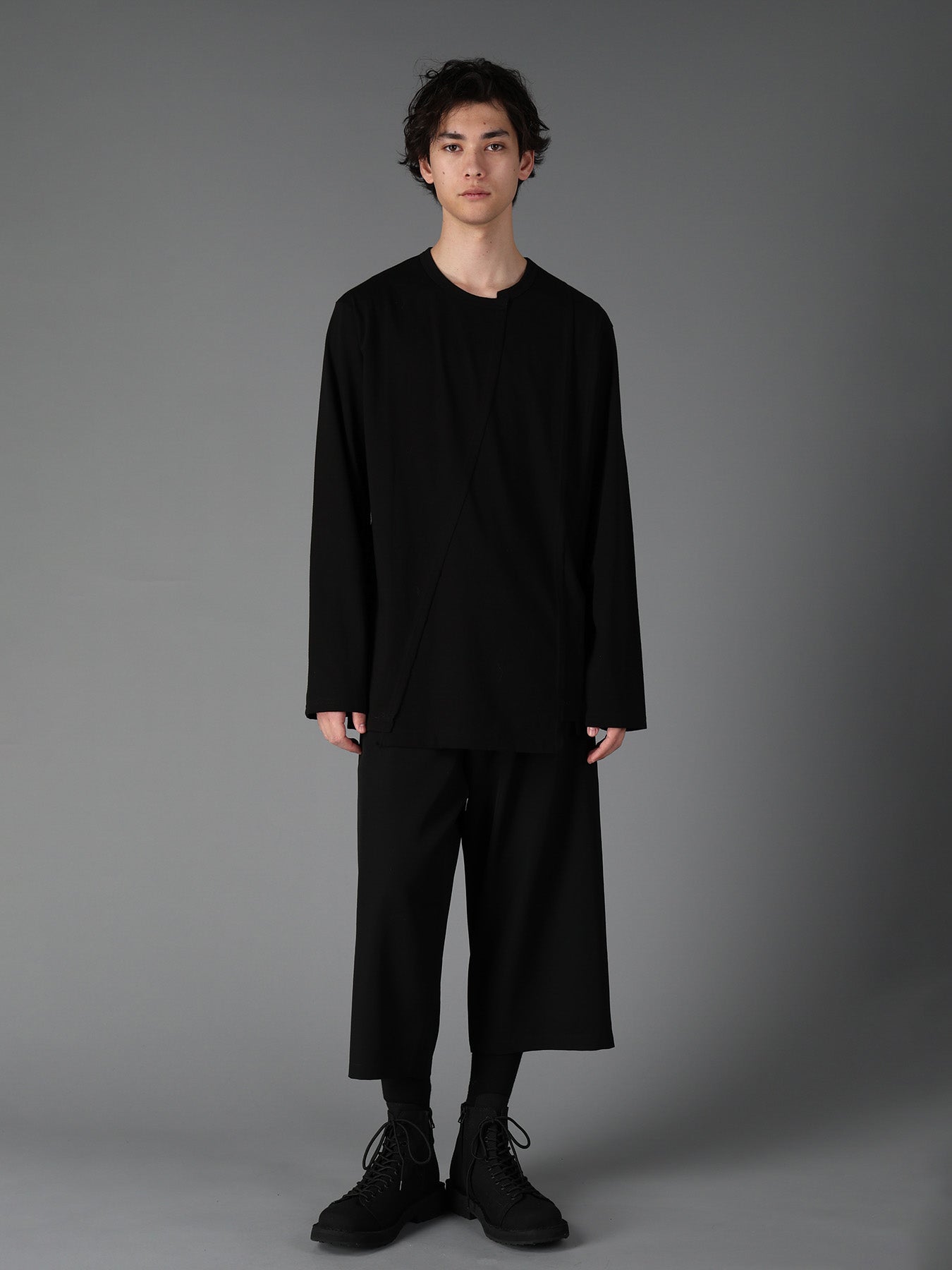COTTON JERSEY CUT-OFF LONG SLEEVED T