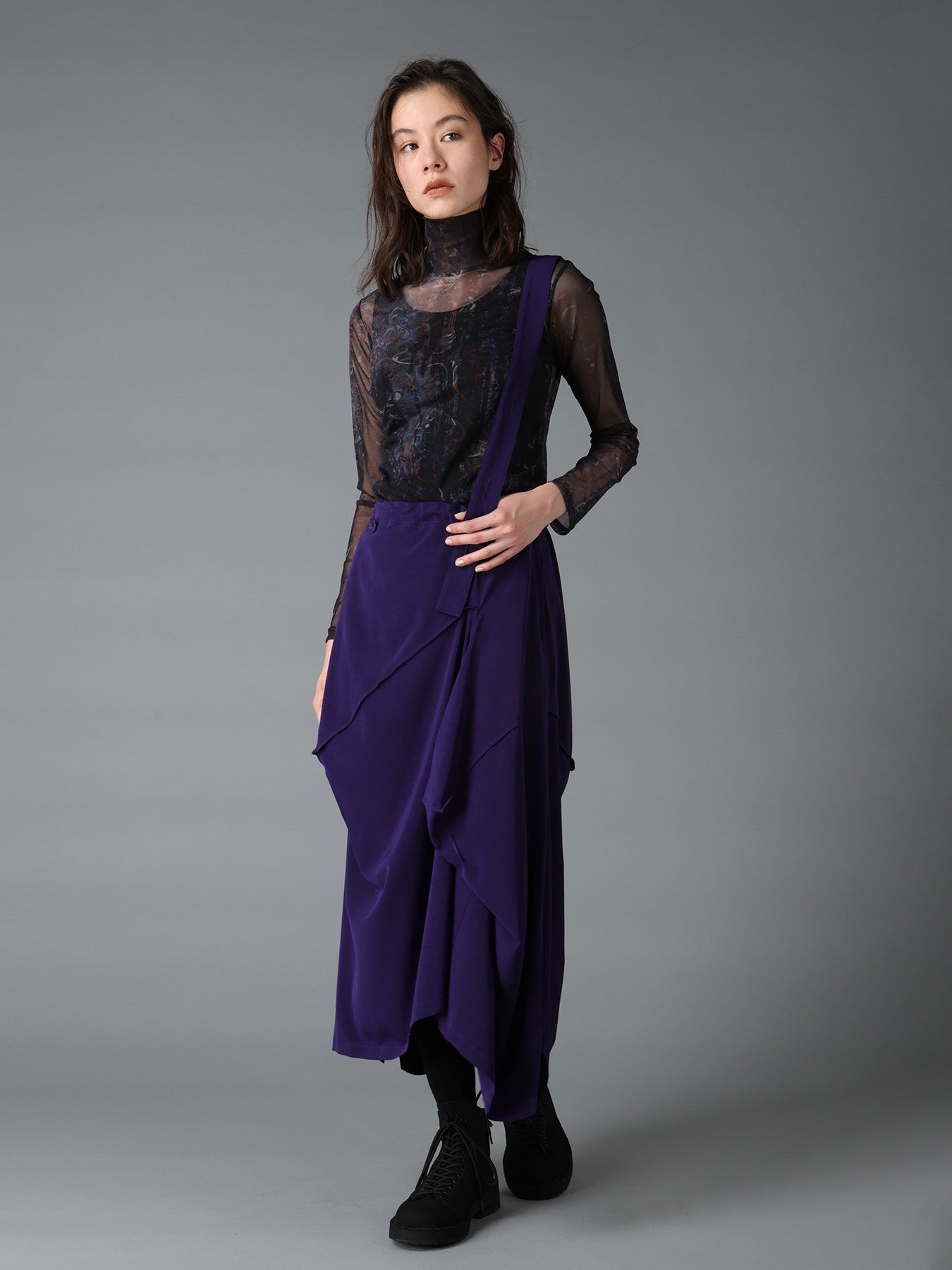 PAISLEY HIGH NECK SOFT TULLE