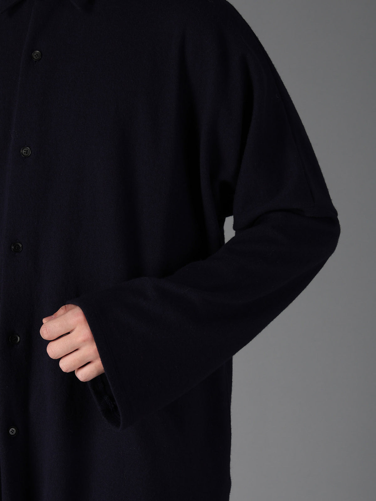 AIRY FEATHERY DOLMAN SLEEVE T-SHIRT