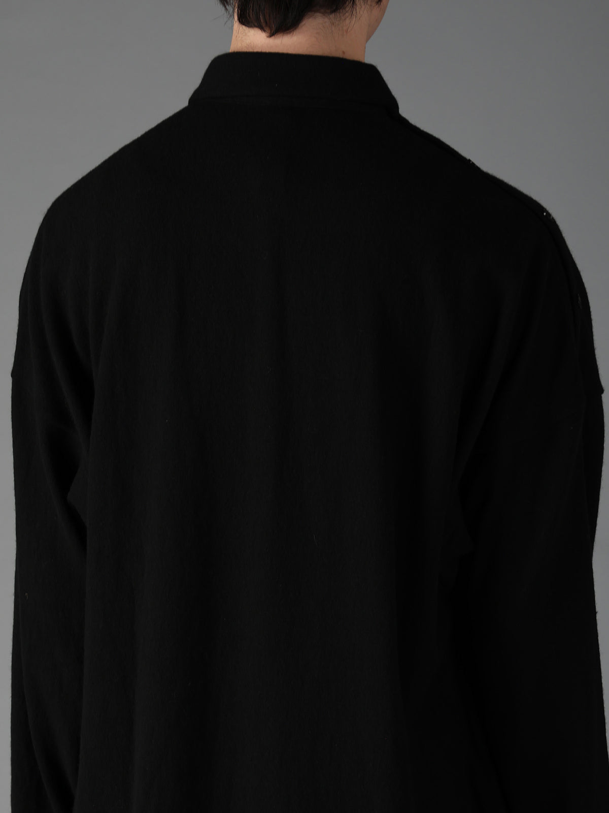 AIRY FEATHERY RIGHT-SIDE DRAPE SHIRT