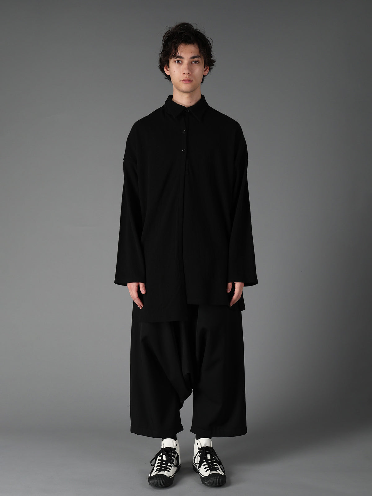 AIRY FEATHERY RIGHT-SIDE DRAPE SHIRT