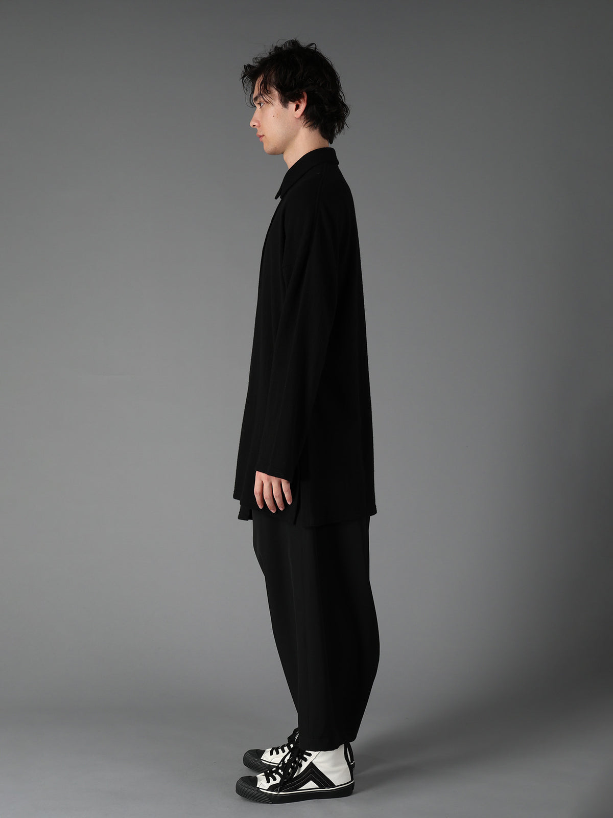 AIRY FEATHERY RIGHT-SIDE DRAPE SHIRT