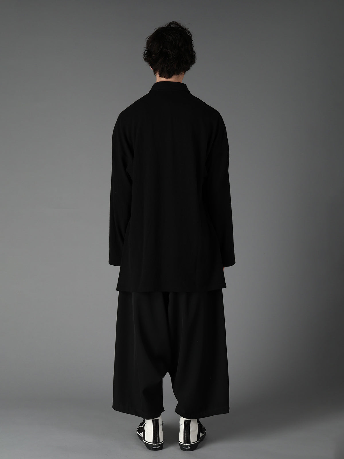 AIRY FEATHERY RIGHT-SIDE DRAPE SHIRT
