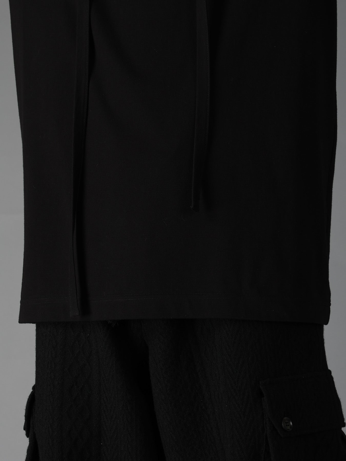 COTTON JERSEY FRONT SLIT COLLAR SHORT SLEEVED T