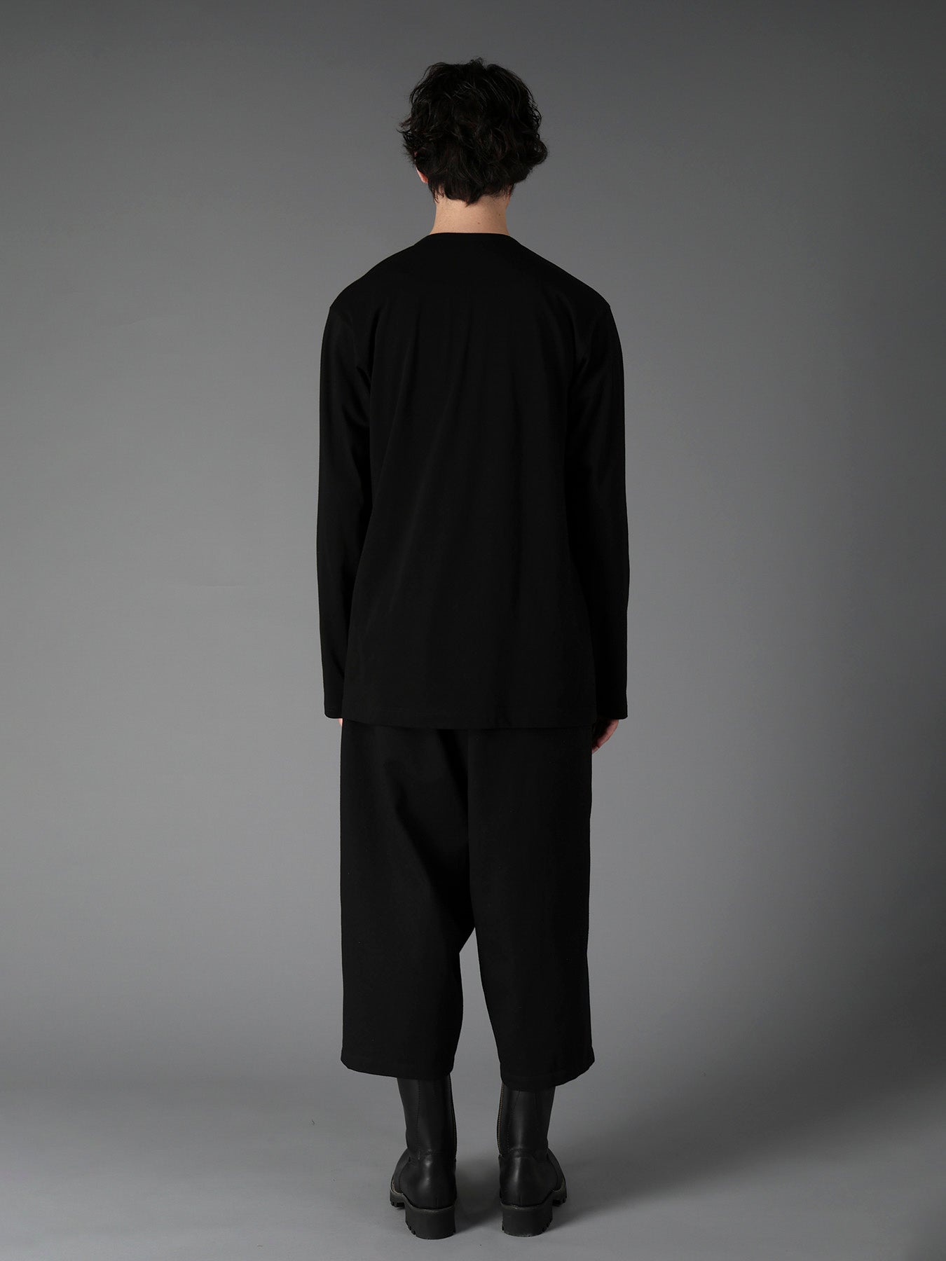 ULTIMA JERSEY LONG SLEEVED T WITH SLIT