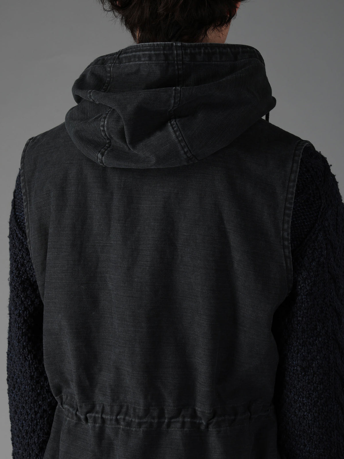 SULFUR DYED BACK SATIN HOODED OUTPOCKET JACKET