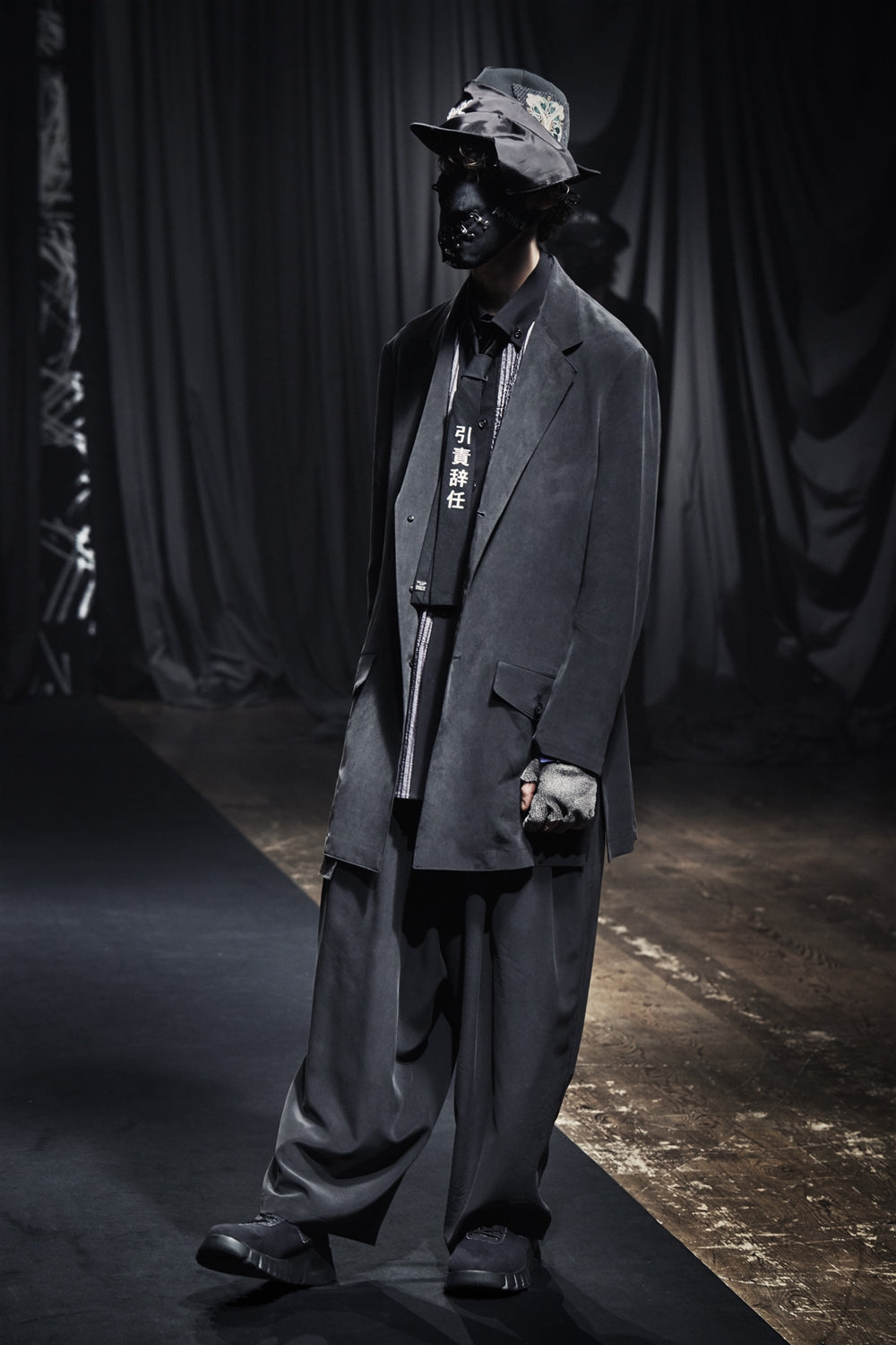Yohji Yamamoto POUR HOMME AUTUMN / WINTER 2021-22 – THE SHOP YOHJI