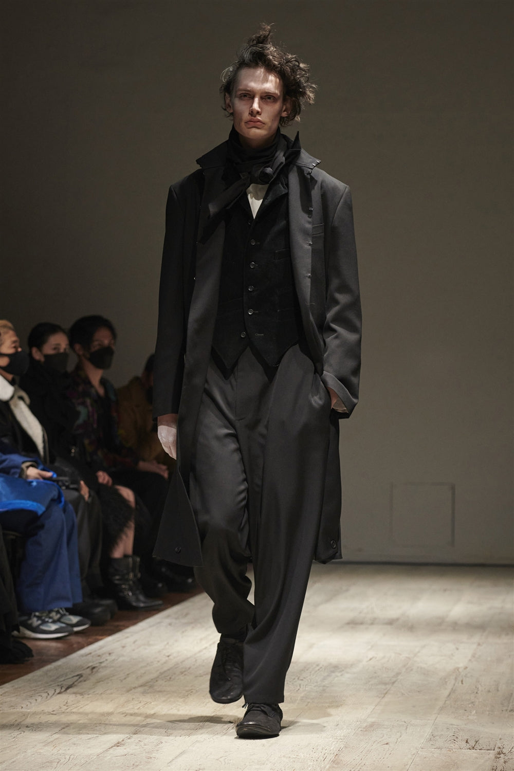 Yohji Yamamoto POUR HOMME AUTUMN / WINTER 2022-23 – THE SHOP YOHJI