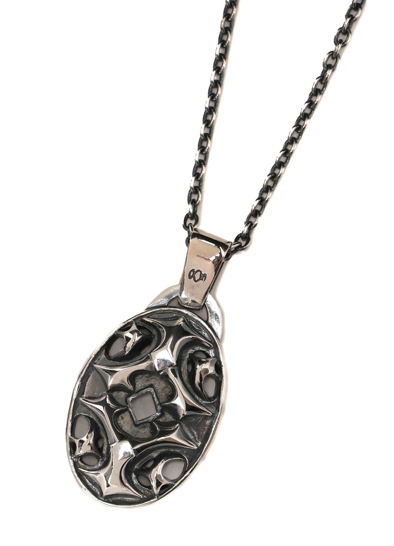 SILVER950 YY OVAL PENDANT