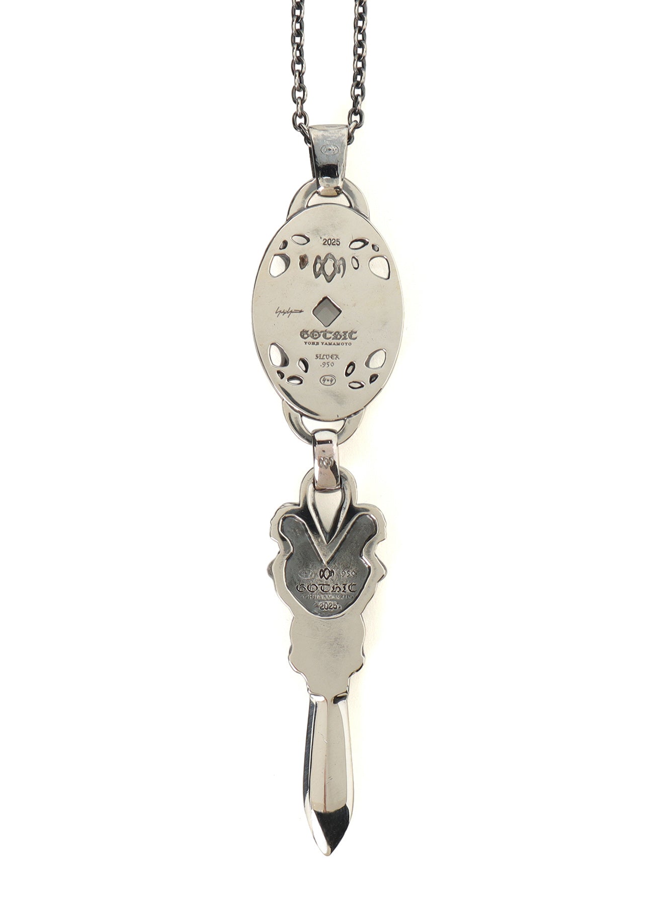 SILVER950 YY OVAL SCULL DAGGER PENDANT – THE SHOP YOHJI YAMAMOTO