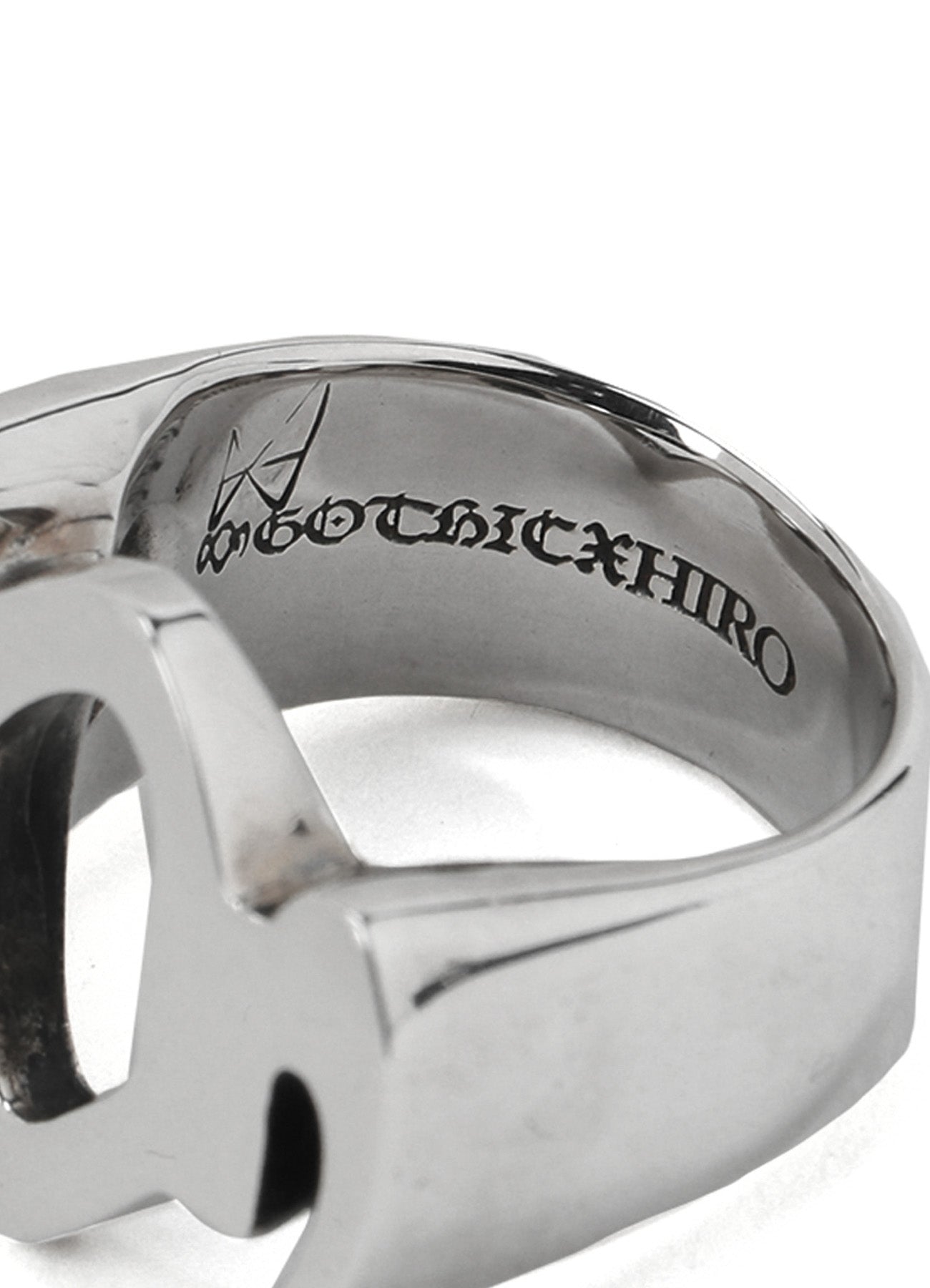 GOTHIC LARGE RING – THE SHOP YOHJI YAMAMOTO