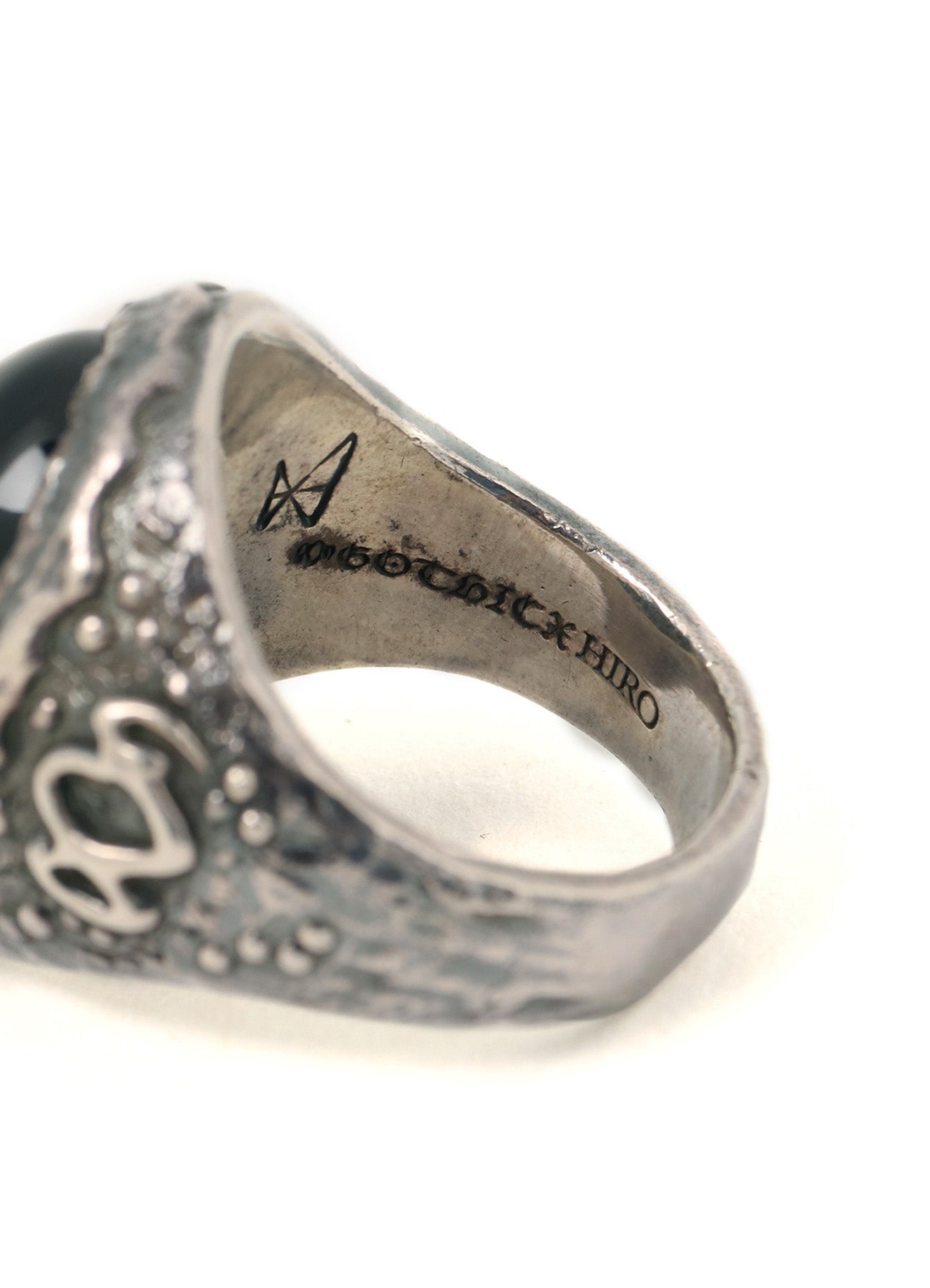 SILVER 950 GOTHIC OVAL RING – THE SHOP YOHJI YAMAMOTO