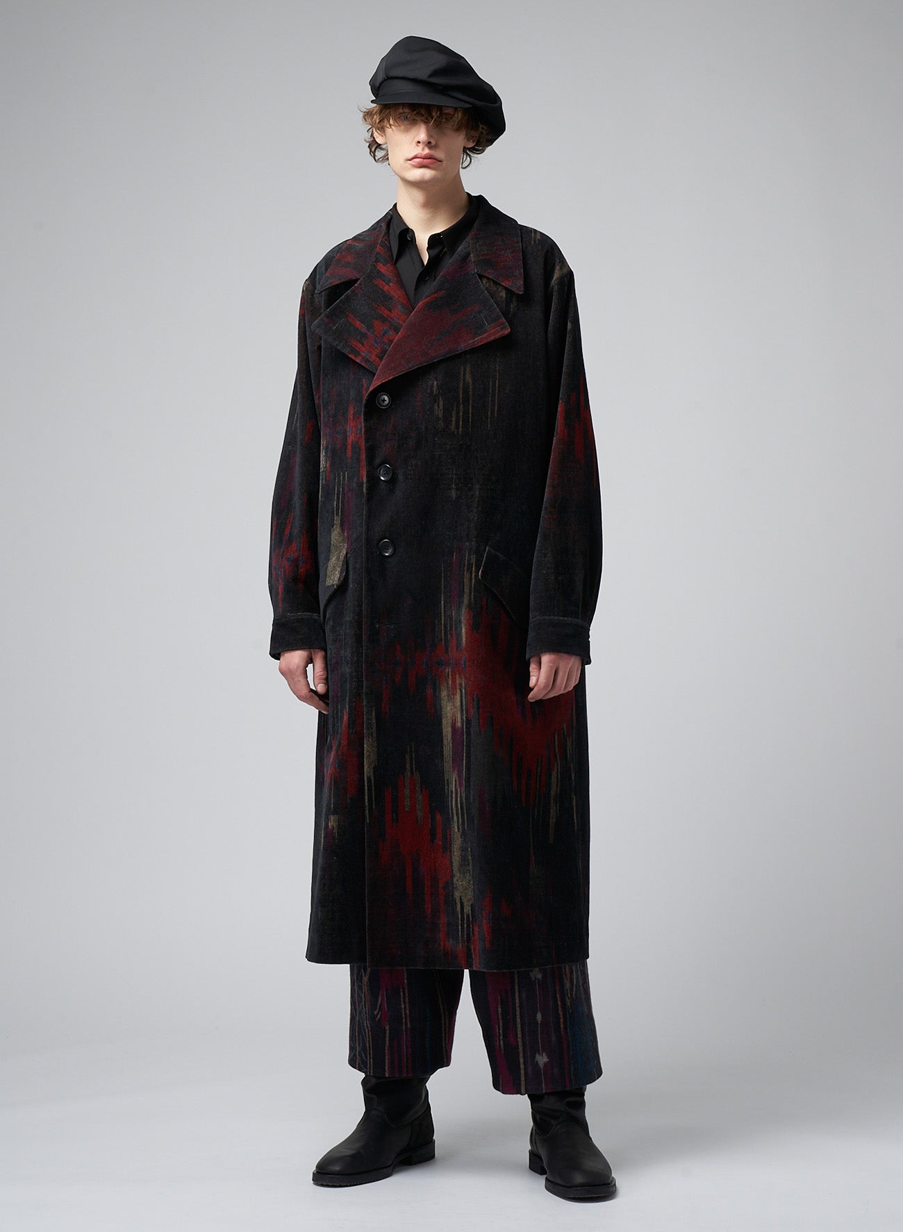 BLACK, RED AND GREEN ABSTRACT PRINT COAT