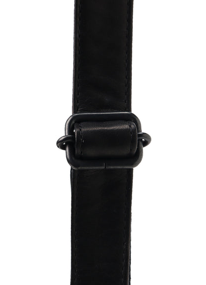 SCRATCH HORSE LEATHER ZIP SHOULDER POUCH