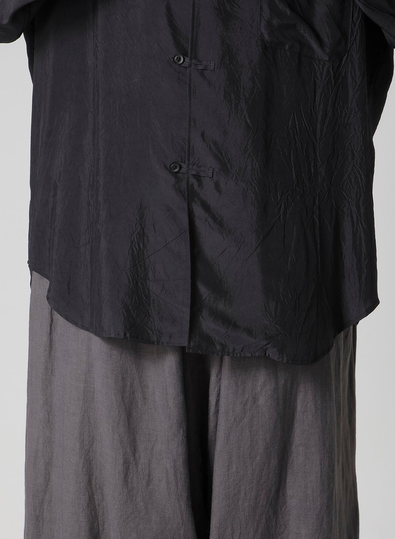 CUPRO TAFFETA LOOP OPEN COLLAR SHIRT