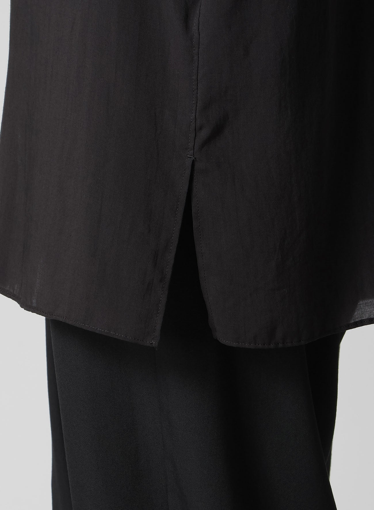 CELLULOSE LAWN SHOULDER OPNED BLOUSE