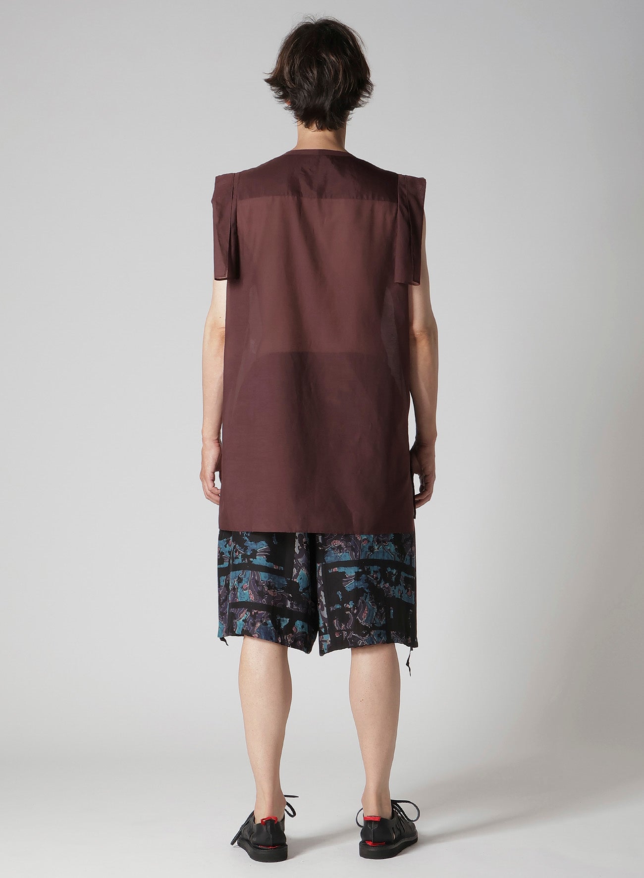 BURGUNDY HUMAN STRING COLLAR B/ HUMAN