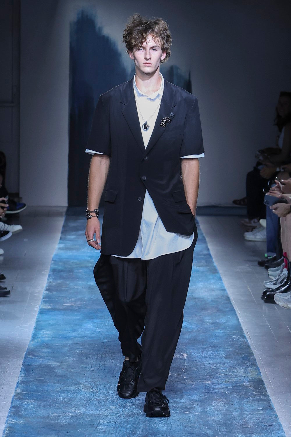 COTTON BROAD ASYMMETRIC LONG BLOUSE – THE SHOP YOHJI YAMAMOTO