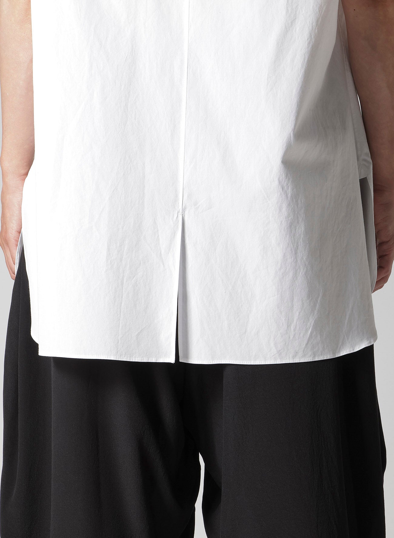COTTON BROAD ASYMMETRIC LONG BLOUSE