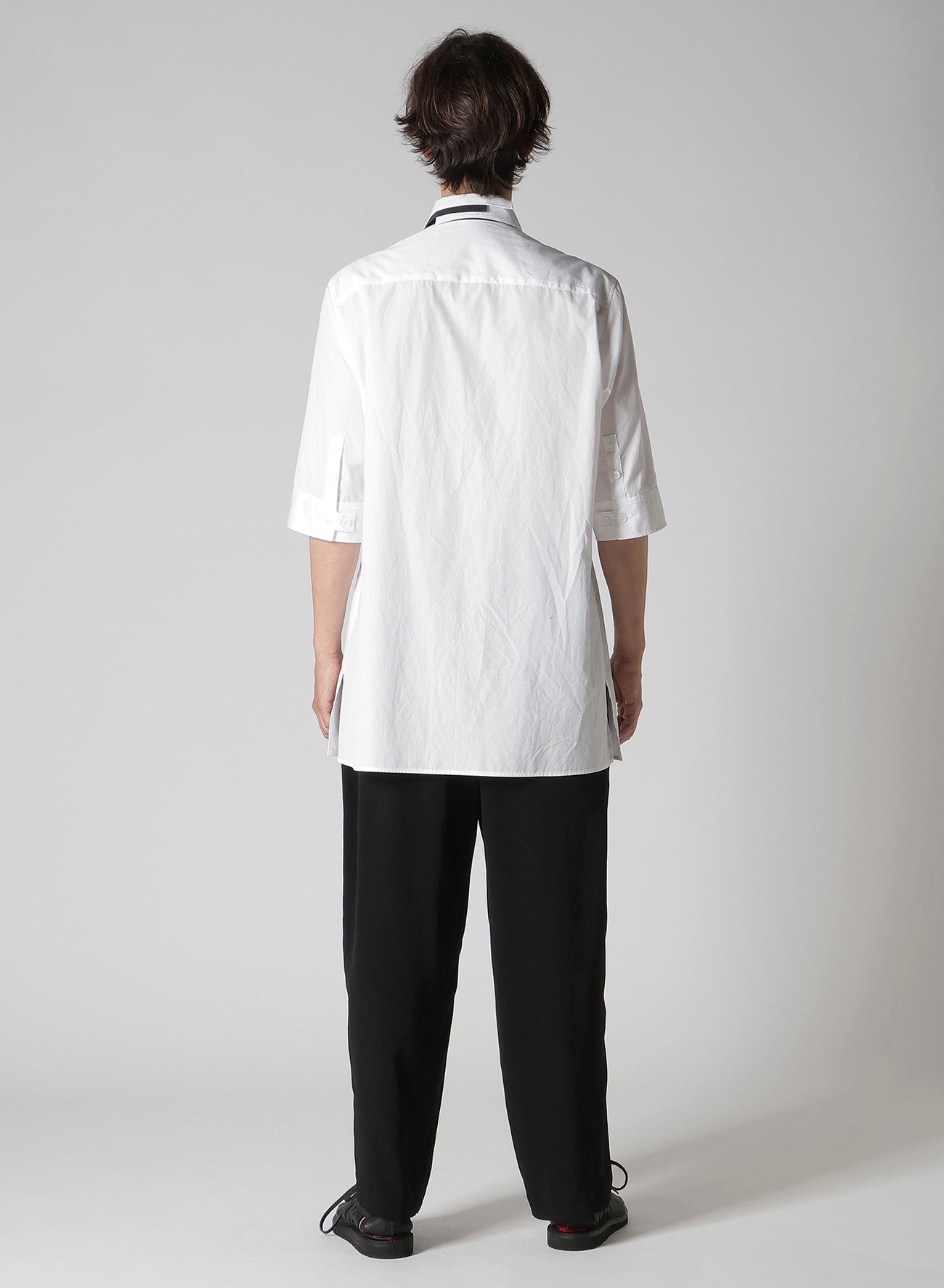 COTTON BROAD BLACK AND WHITE TRIPLE COLLAR BLOUSE