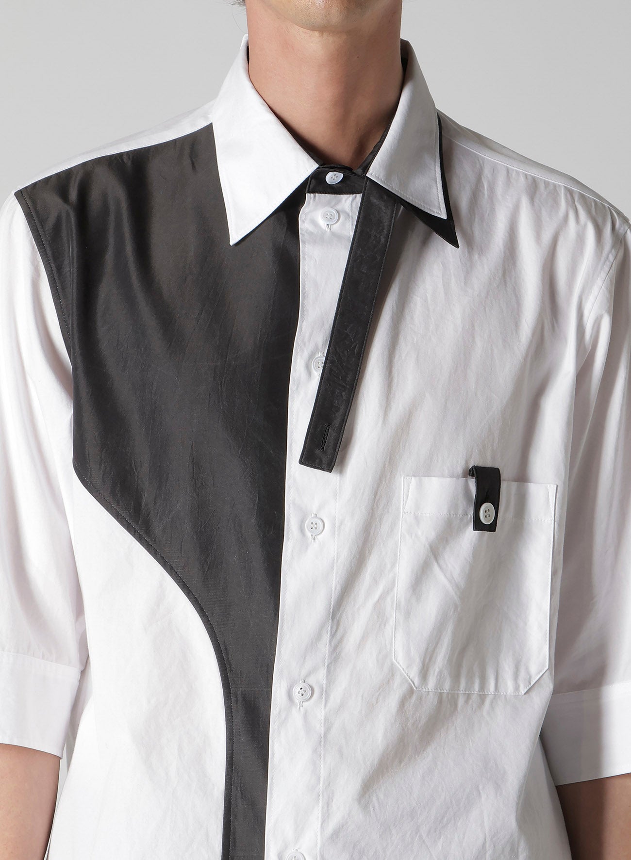 COTTON BROAD BLACK AND WHITE TRIPLE COLLAR BLOUSE
