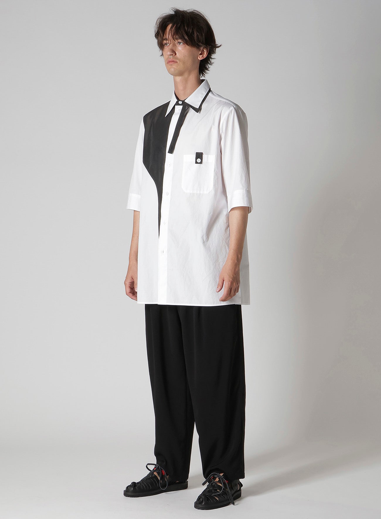 COTTON BROAD BLACK AND WHITE TRIPLE COLLAR BLOUSE