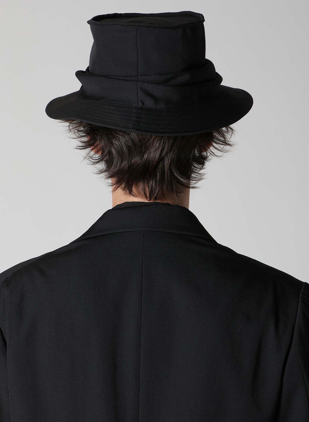 GABARDINE DRAPE HAT – THE SHOP YOHJI YAMAMOTO