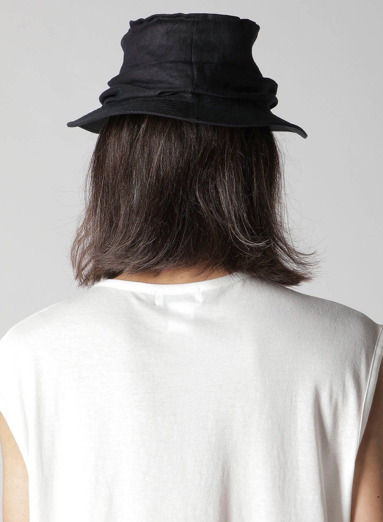 40/1 FLAX TWILL DRAPE HAT – THE SHOP YOHJI YAMAMOTO