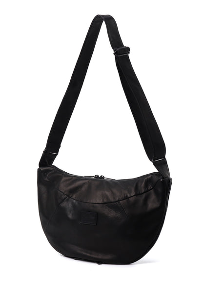 SCRATCH HORSE LEATHER HALF MOON SHOULDER BAG