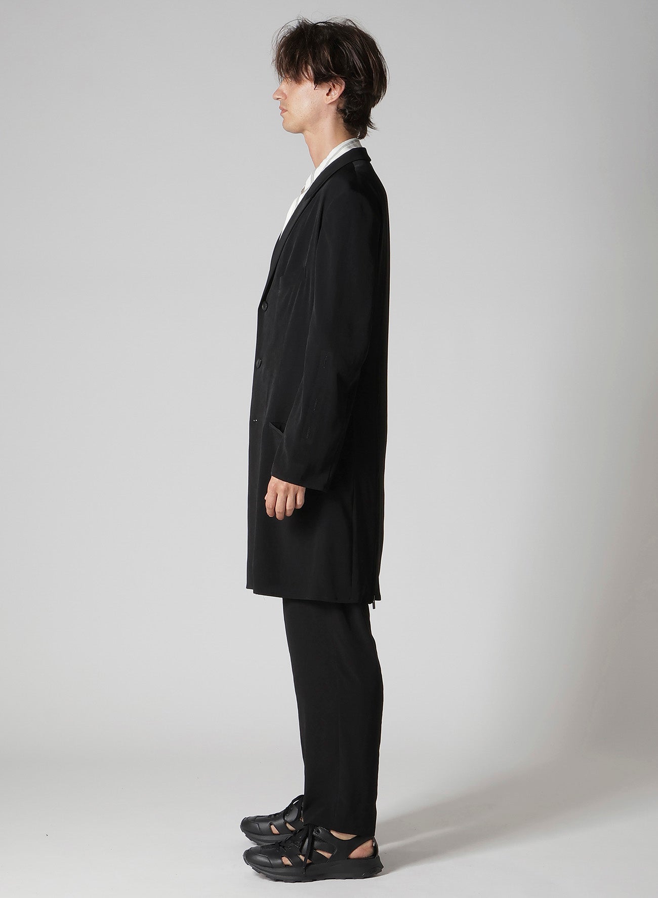 TA TUXEDO PEAKED LAPEL ZIP OPENED JACKET