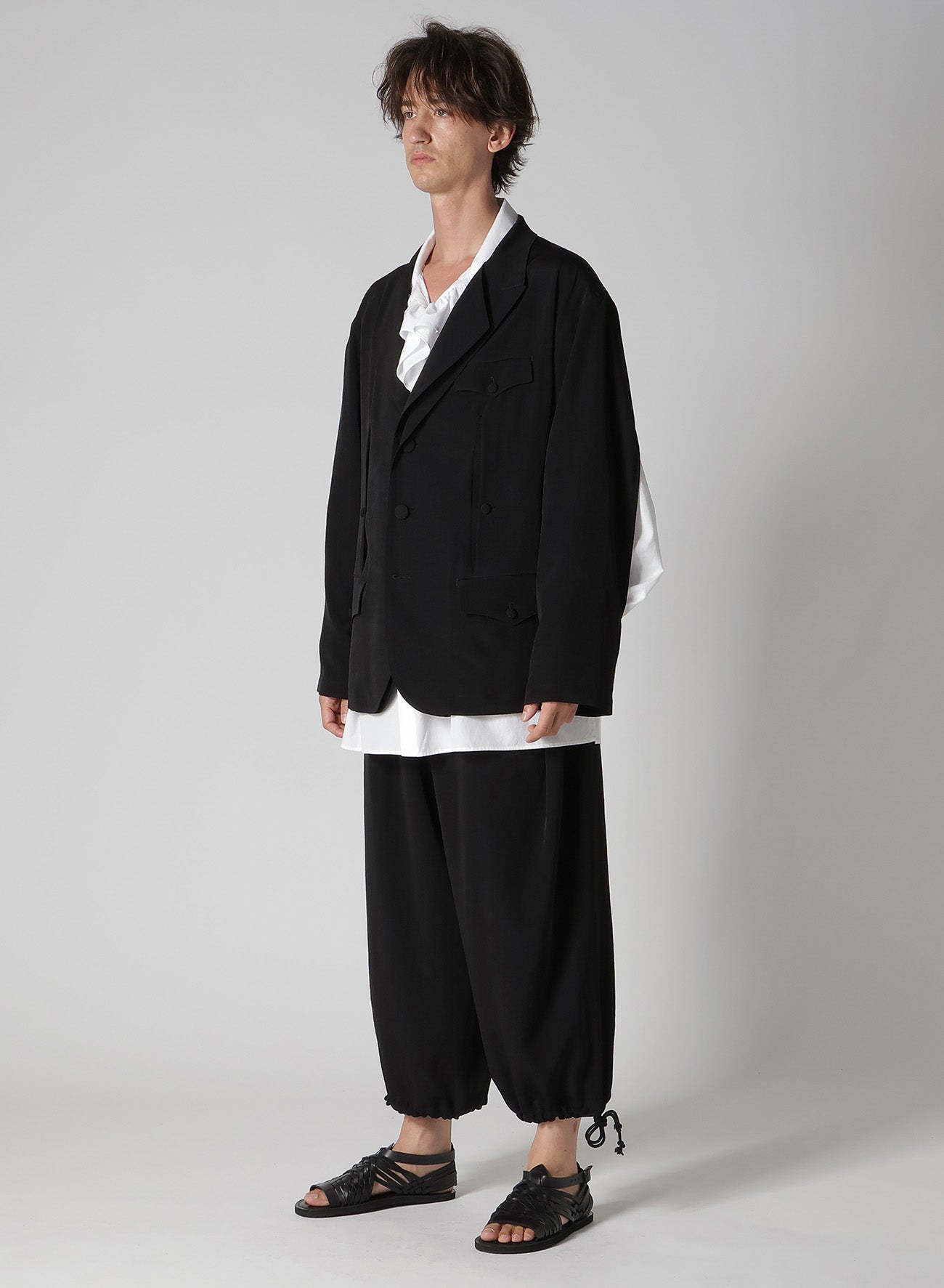 TA TUXEDO FRONT AND BACK OPENED LAPEL JACKET