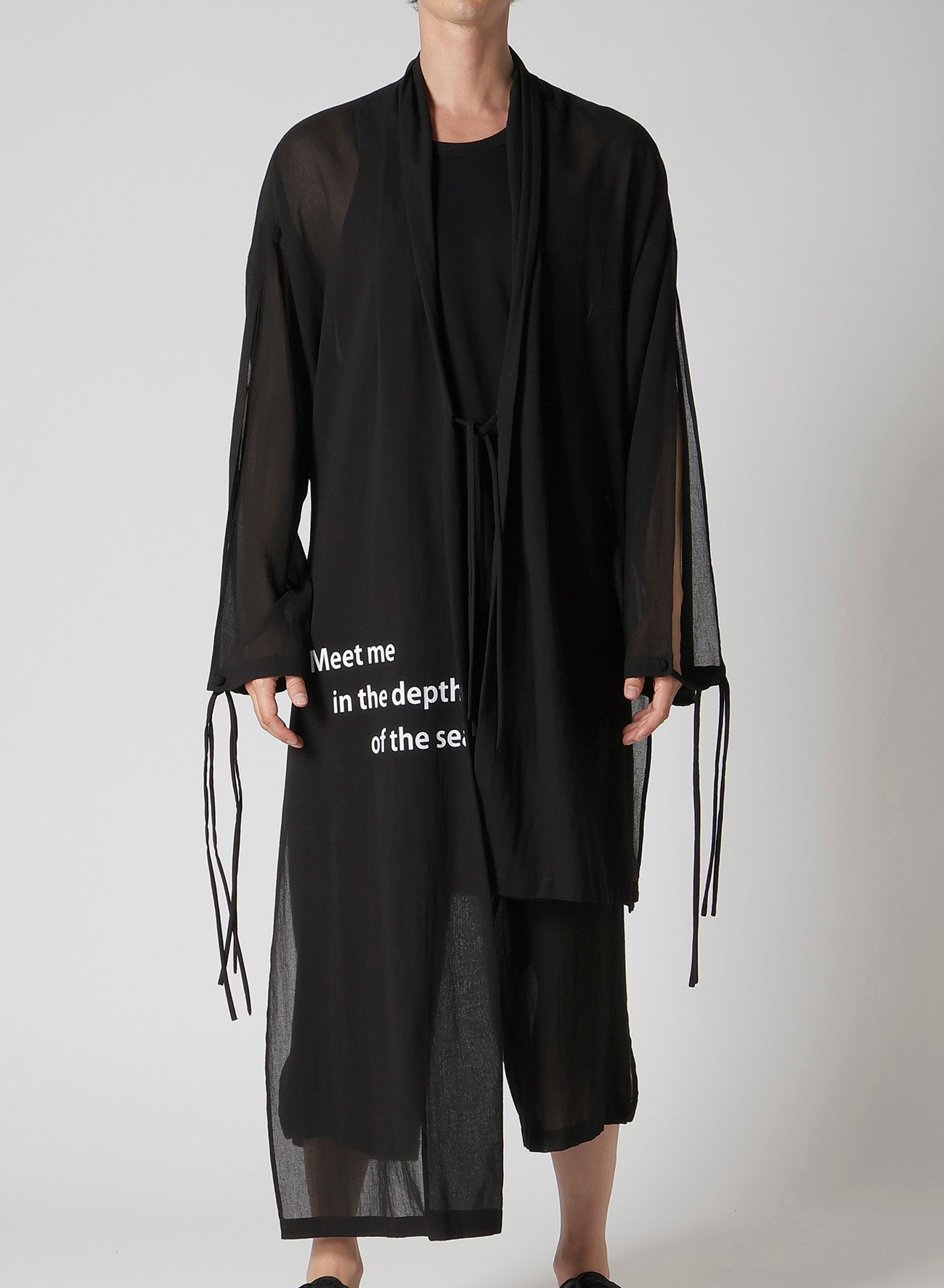 COTTON CIFFON MESSAGE PRINTED SCARF JACKET