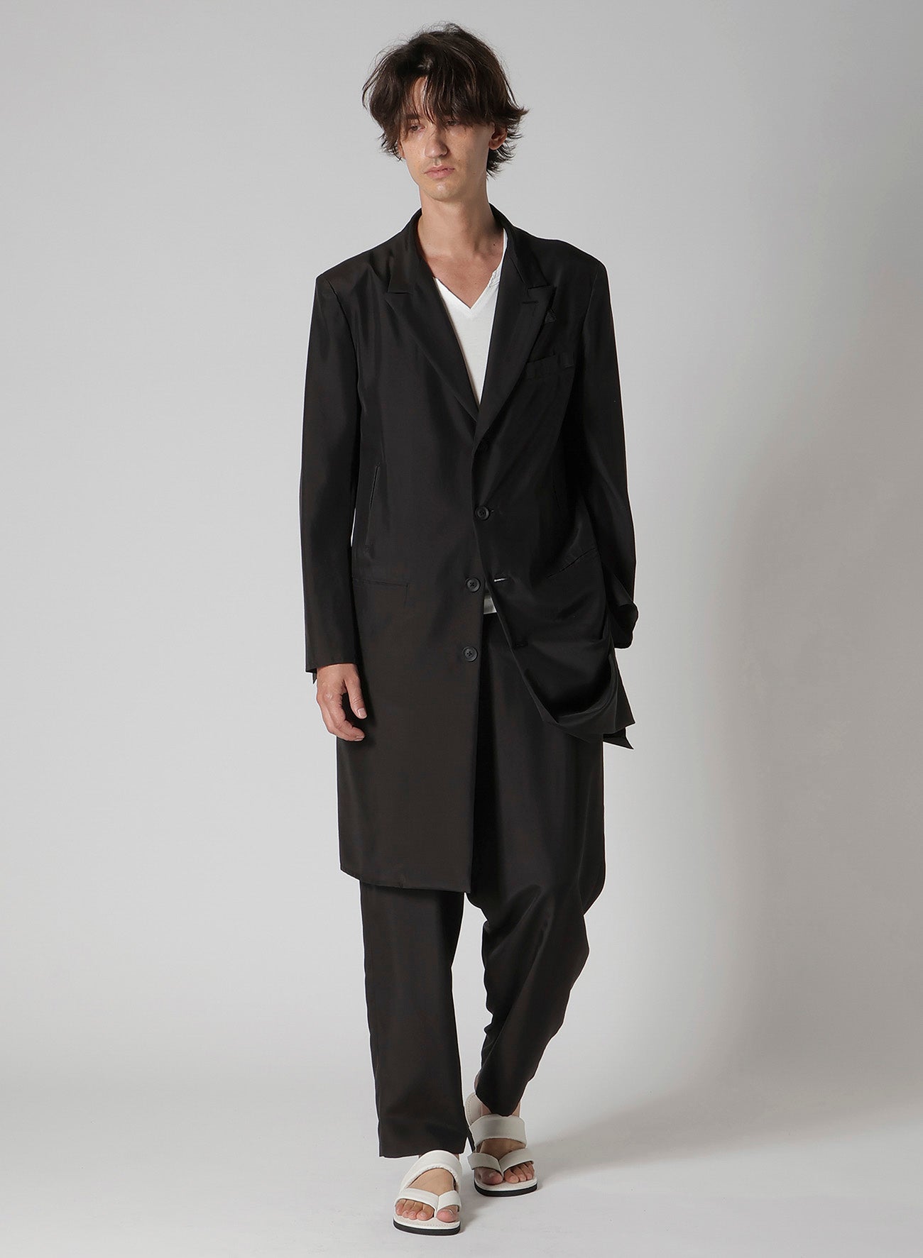 SILK HABUTAE 4 BUTTONS LONG SUIT