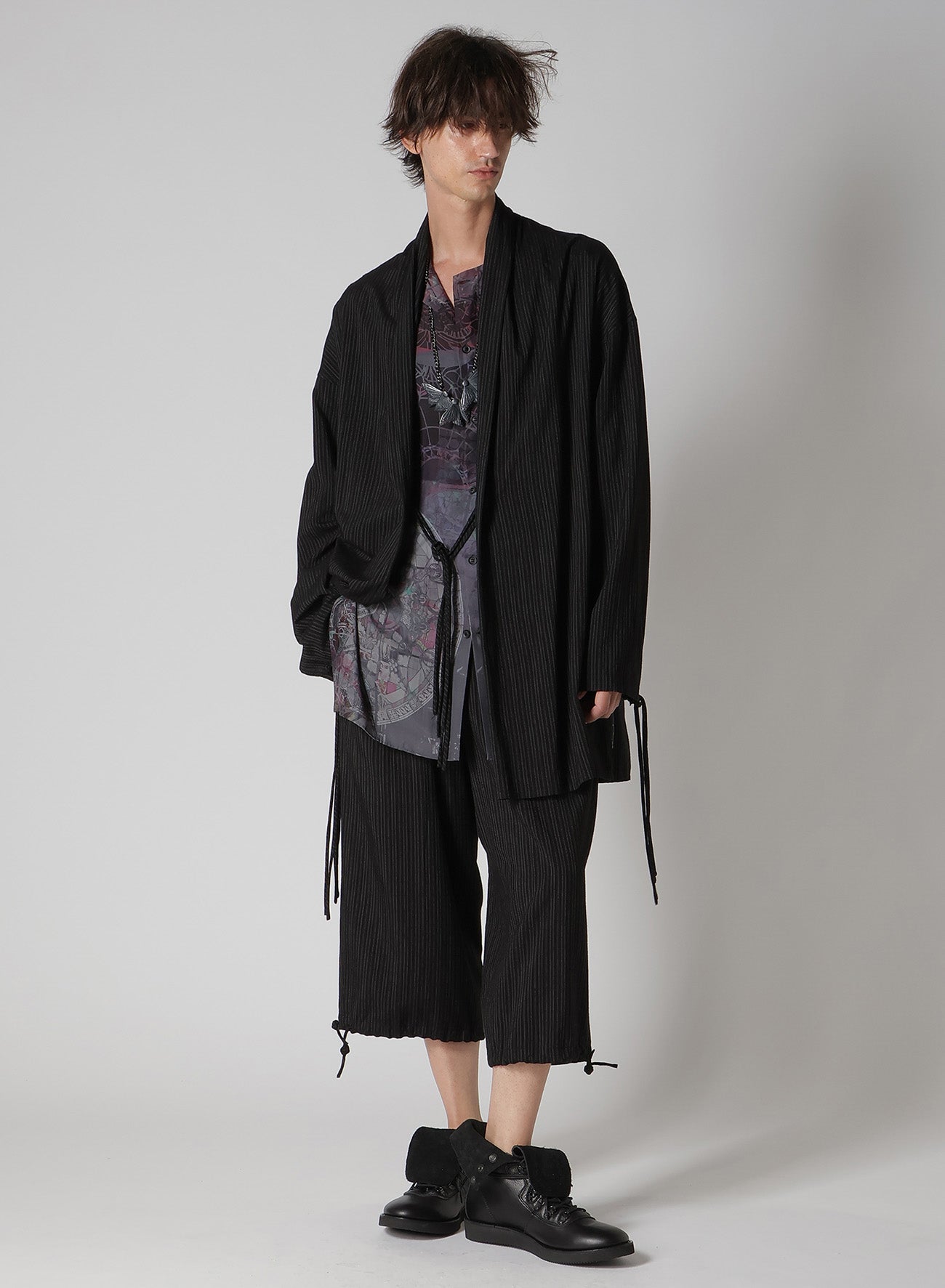 RAYON THIN STRIPE SLIT JACKET