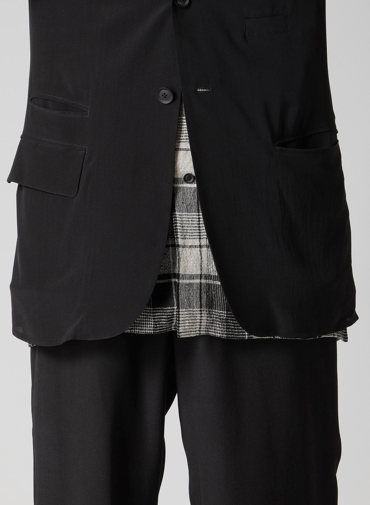 CREPE DE CHINE 6 POCKETS SHORT SLEEVE SUIT JACKET