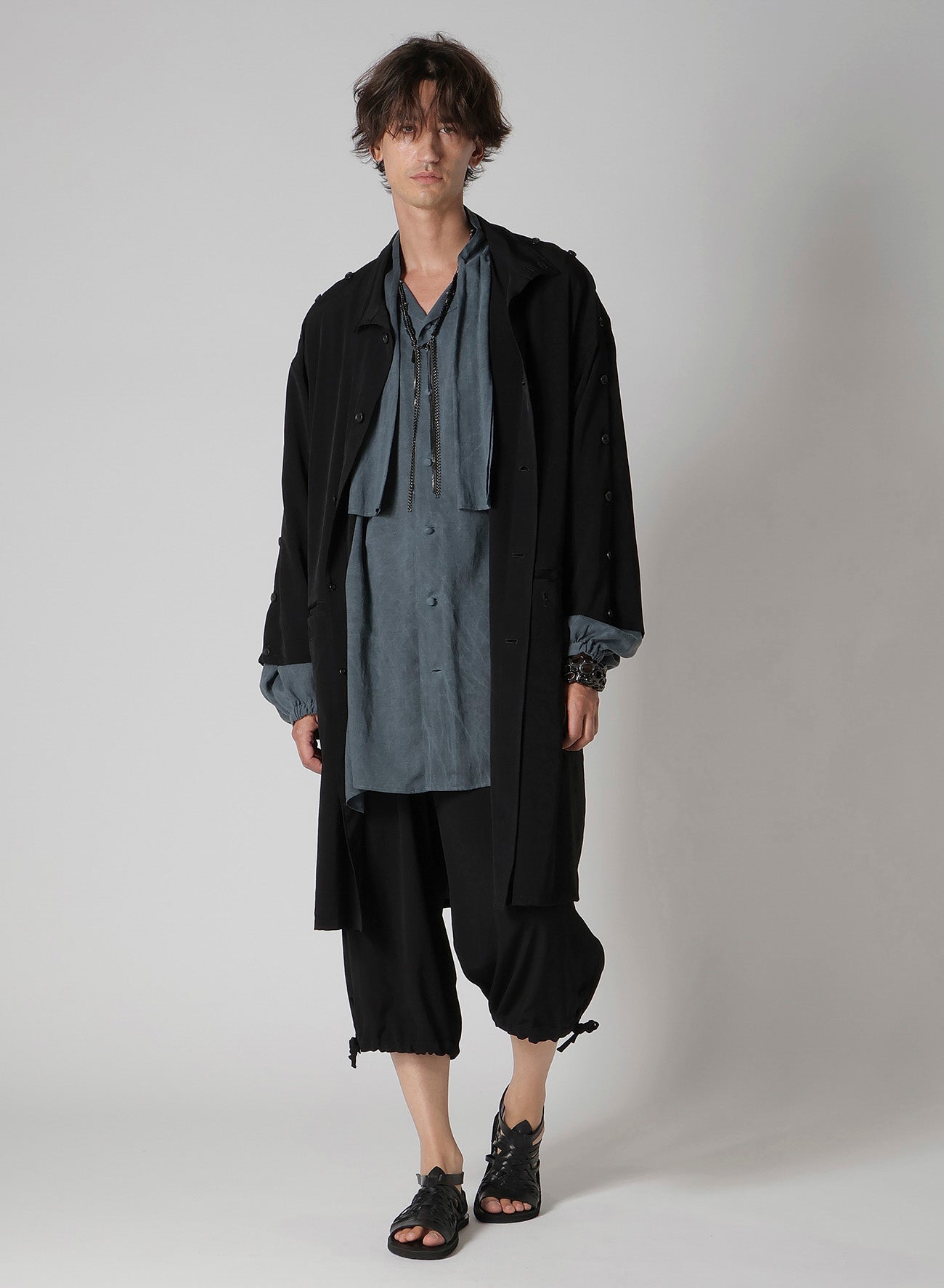 TA TUXEDO BUTTON STAND LONG SLEEVE JACKET