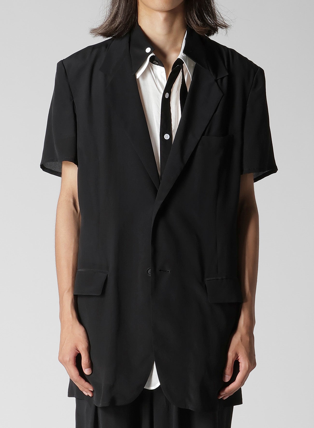 CREPE DE CHINE 2 BUTTONS SHORT SLEEVE JACKET