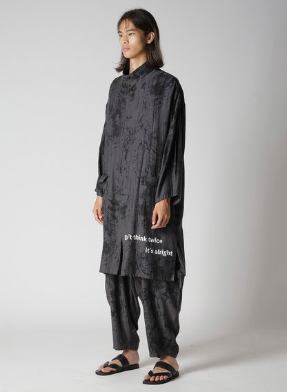 JACQUARD PATTERN MESSAGE PRINTED STAND JACKET