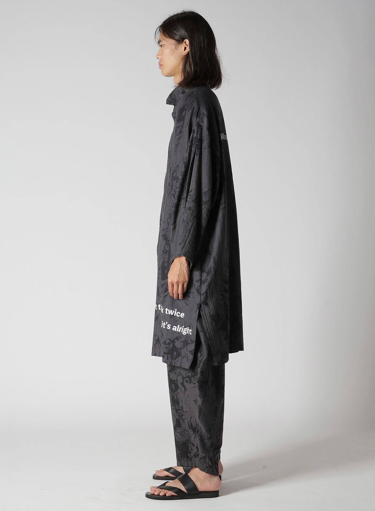 ボトムス semon PATTERN JAGGARD JACQUARD PATTERN MESSAGE PRINTED STAND JACKET – THE SHOP YOHJI