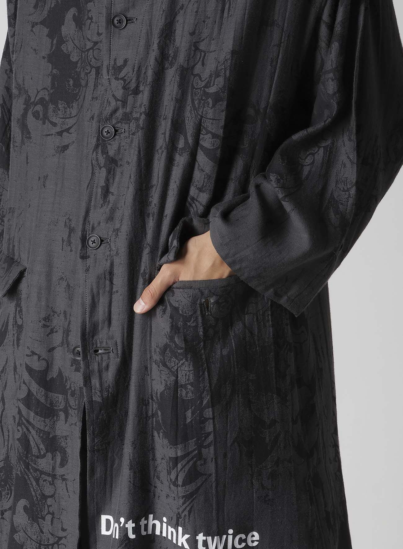 JACQUARD PATTERN MESSAGE PRINTED STAND JACKET