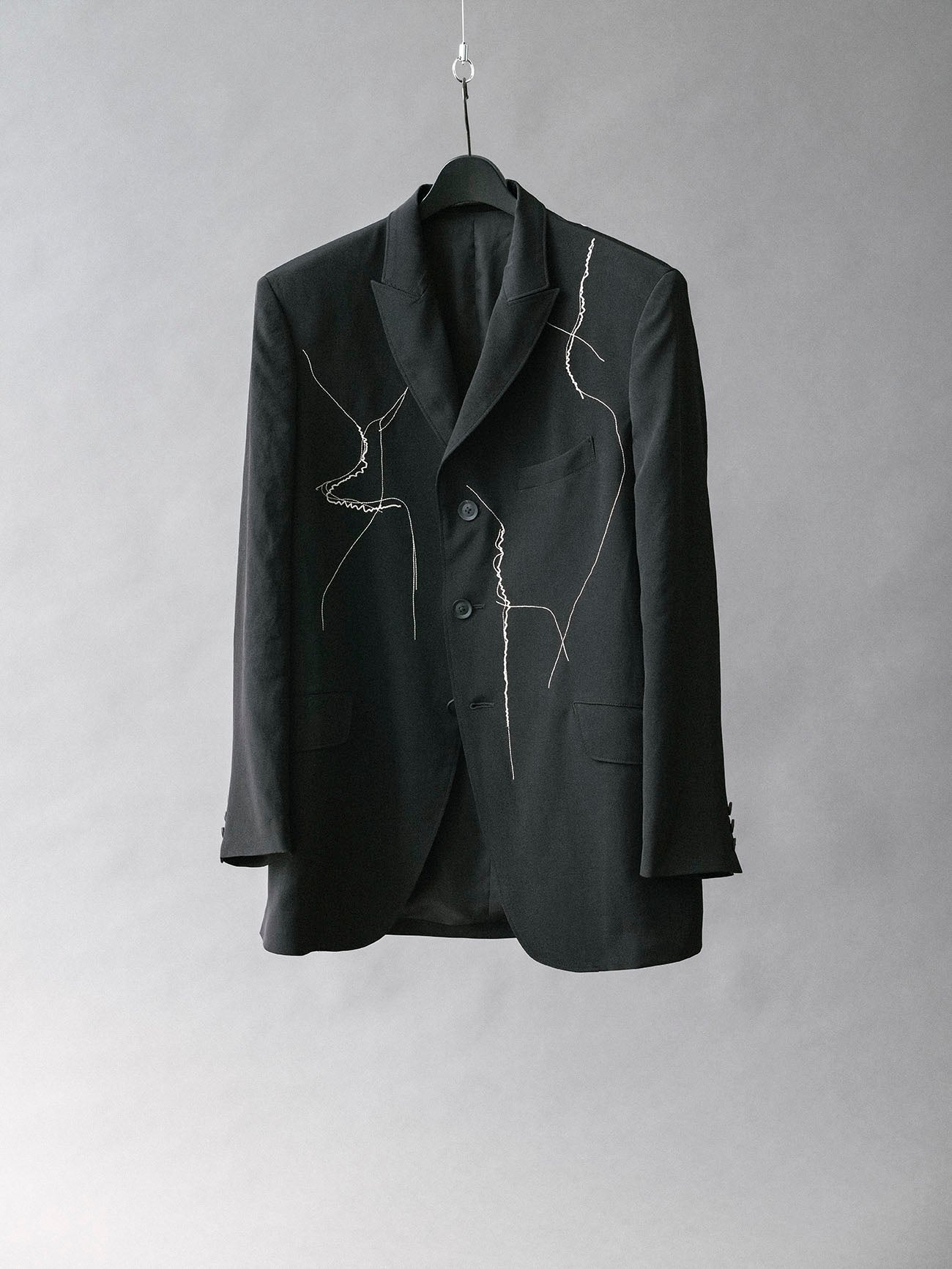 TA TUXEDO EMBROIDERED 3 BUTTONS JACKET