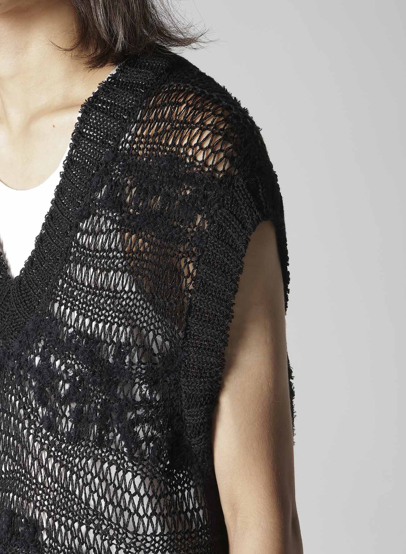 5G 2PLY DROP KNIT STRIPE V NECK PATTERN VEST