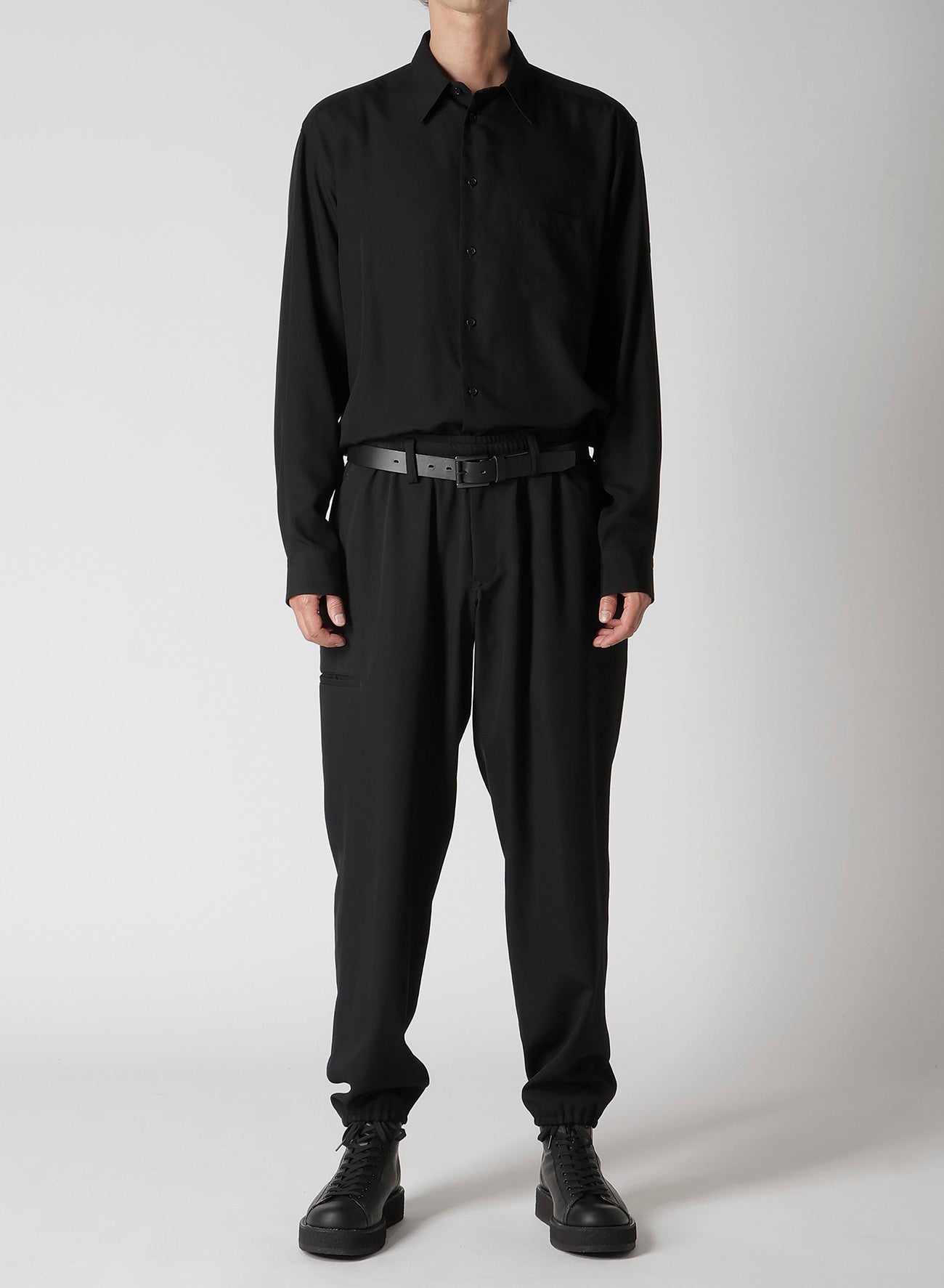 REGULATION GABARDINE W RIB POCKET PANTS