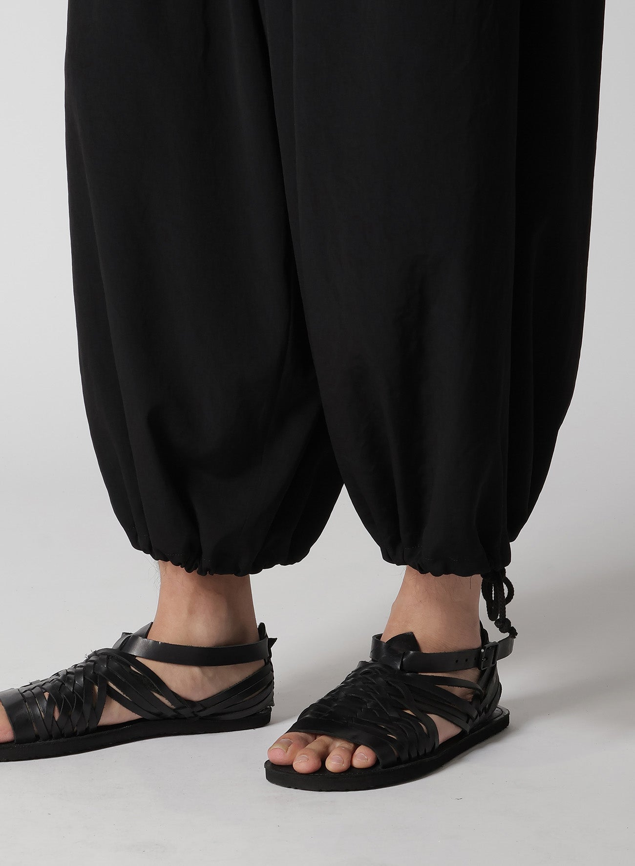 TA TUXEDO SLIM BALOON PANTS