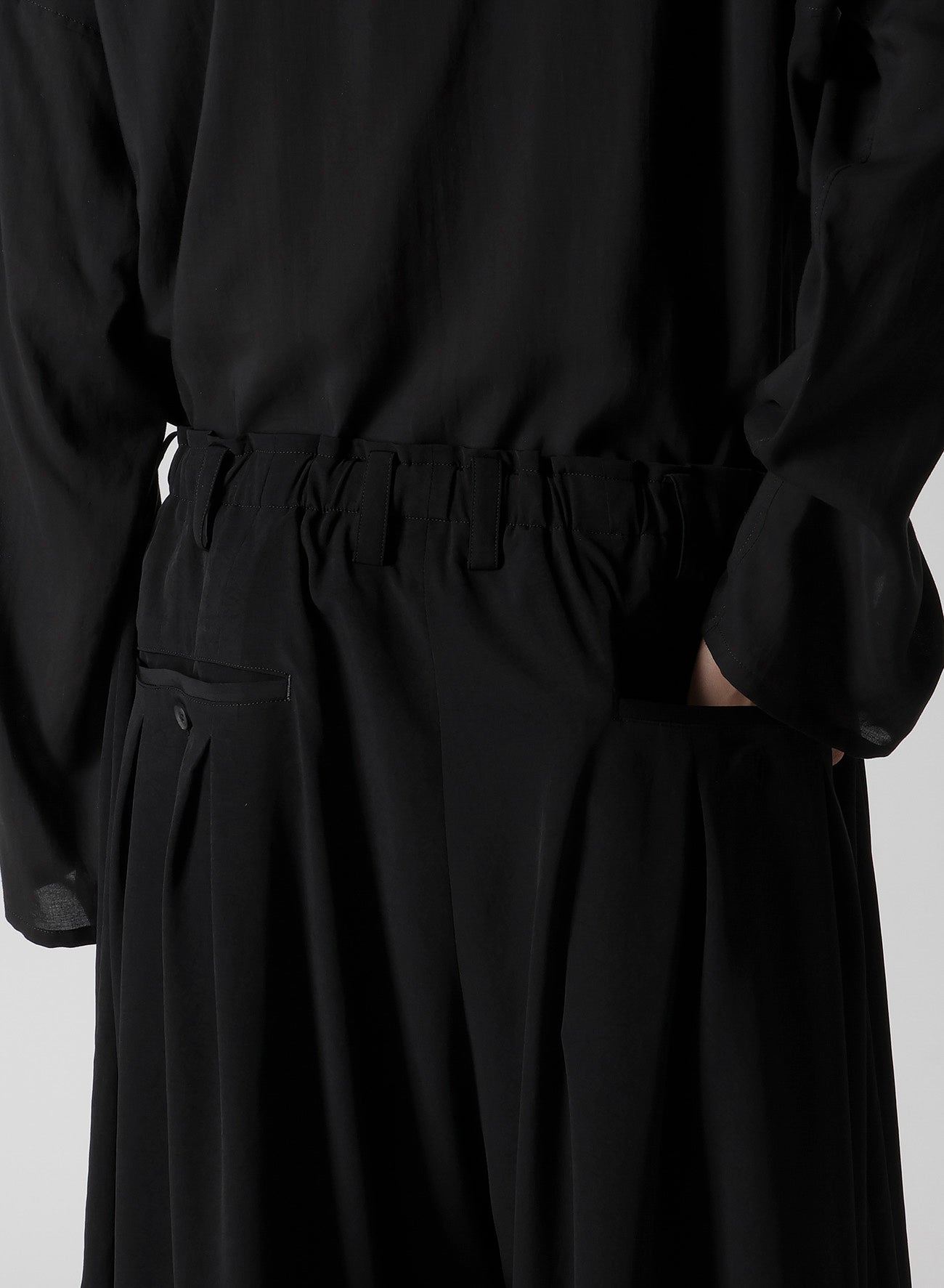 TA TUXEDO 8 TUCKS PANTS