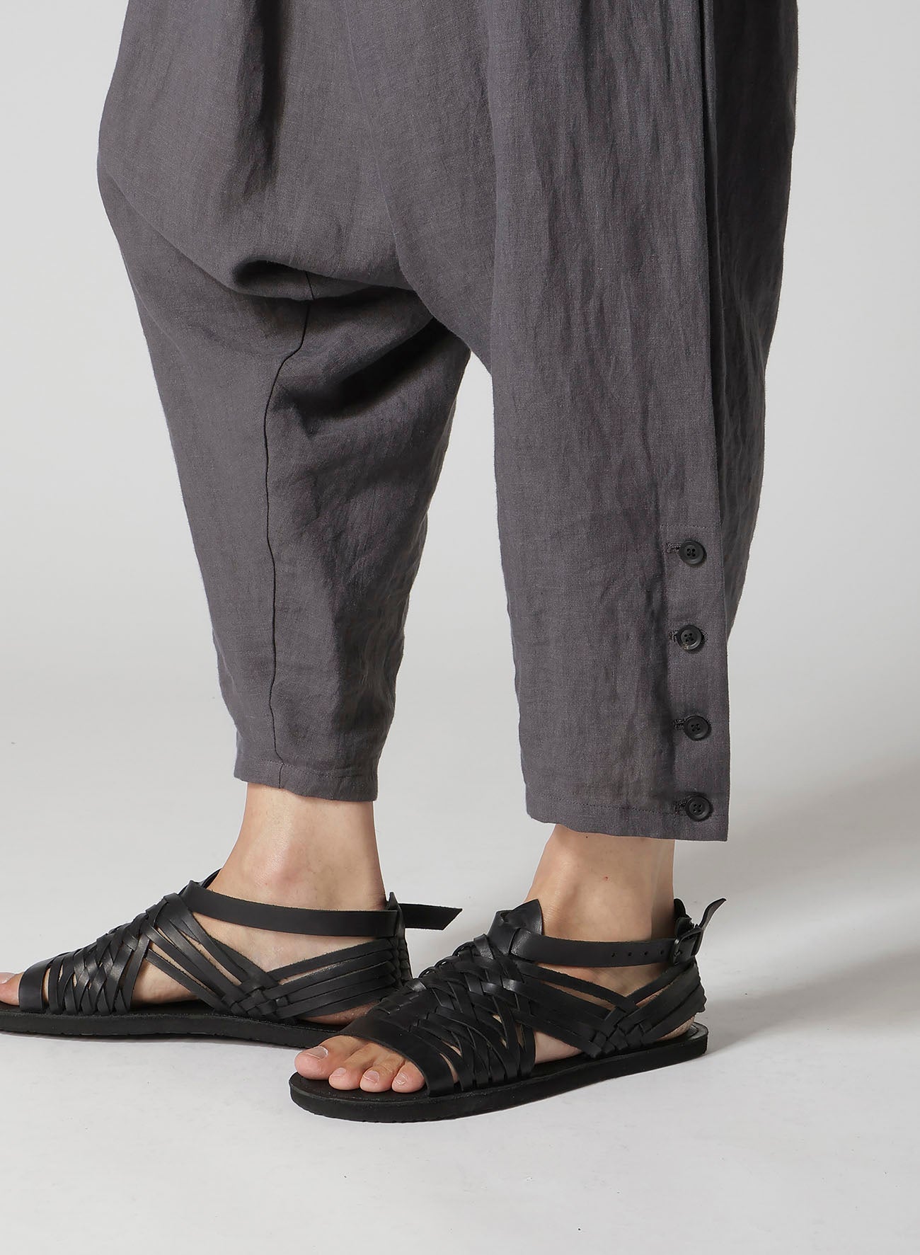 LINEN CLOTH HEM BUTTON SAROUEL PANTS – THE SHOP YOHJI YAMAMOTO
